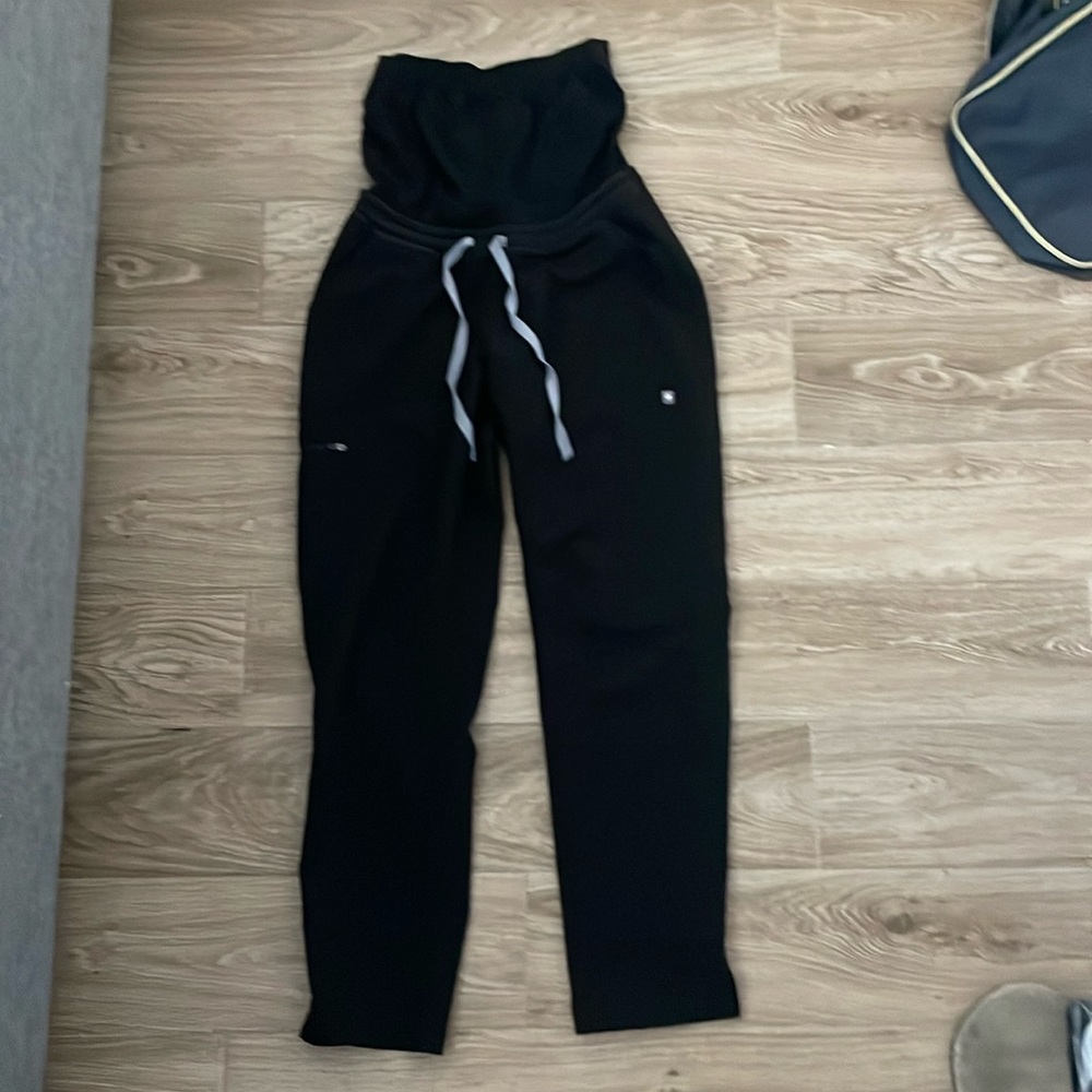 Figs Yola maternity pants
